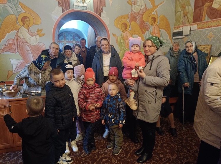 Праздничное богослужение в храме Владимирской иконы Божией Матери